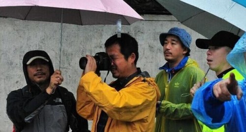 张默低调陪同冯小刚取景 污点艺人复出近况大盘点