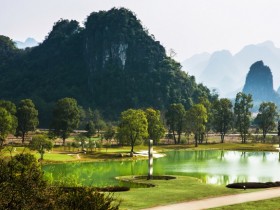 人之弱点在于喜得到而不愿放弃